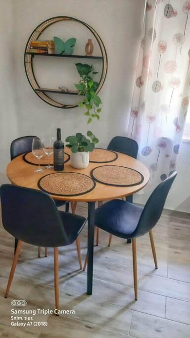 Apartman Lammi Split Exteriör bild